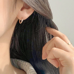 14K金 ゴールド 楕円形ストーンベゼル ヘリックス トラガス メンズ レディース フープ ピアス リング イヤリン 4枚目の画像