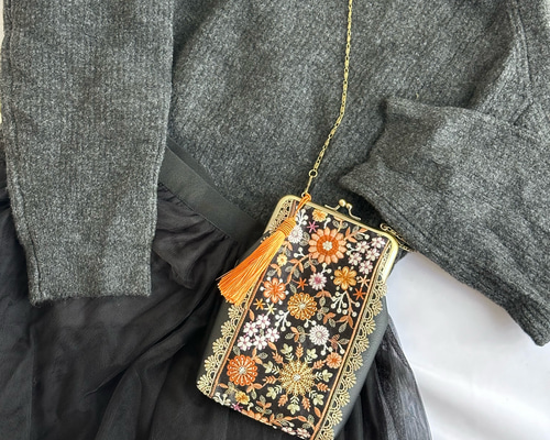 インド刺繍リボン がま口スマホショルダー スマホポーチ スマホ