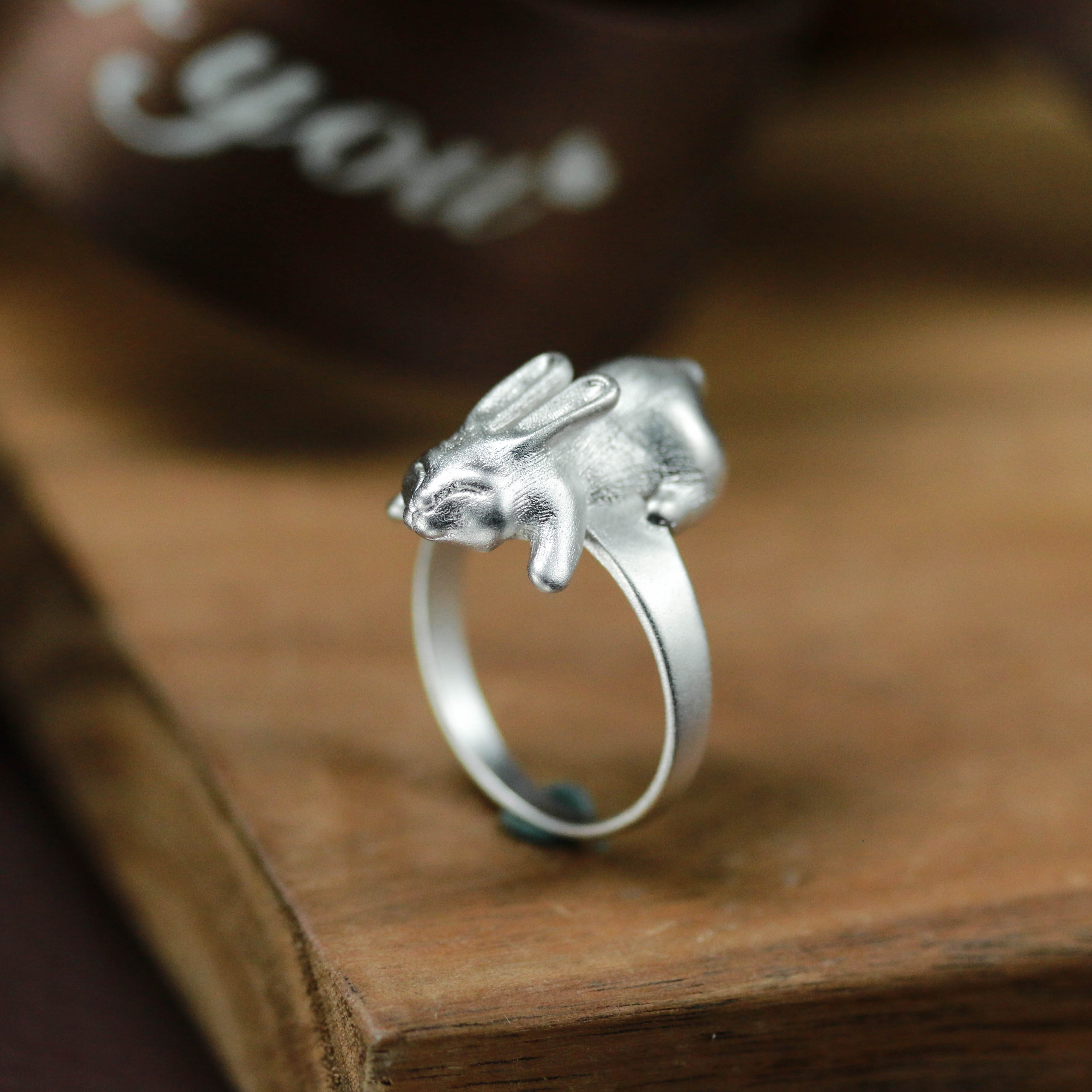 ラビットシルバーリング、シルバーラビットリング、多角形ラビットリング ラビットジュエリー、レディースシルバーラビット