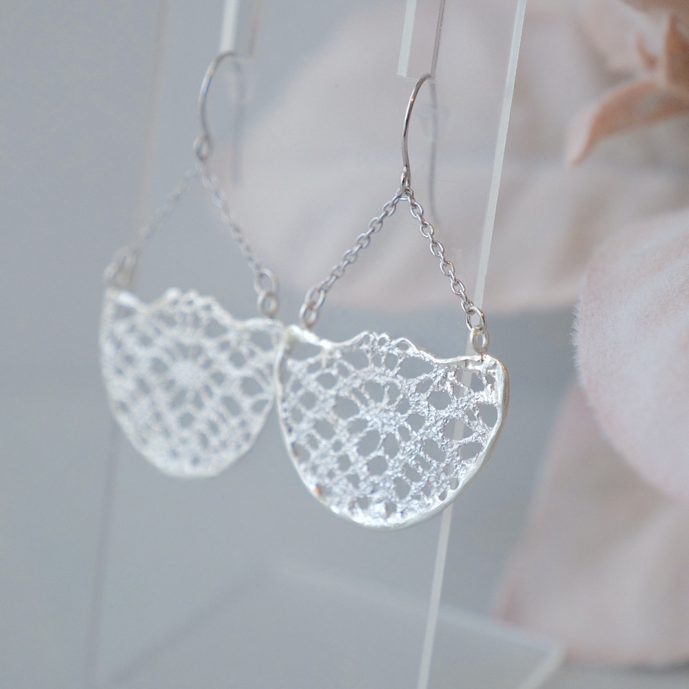 silver925　ハーフムーンクロシェピアス