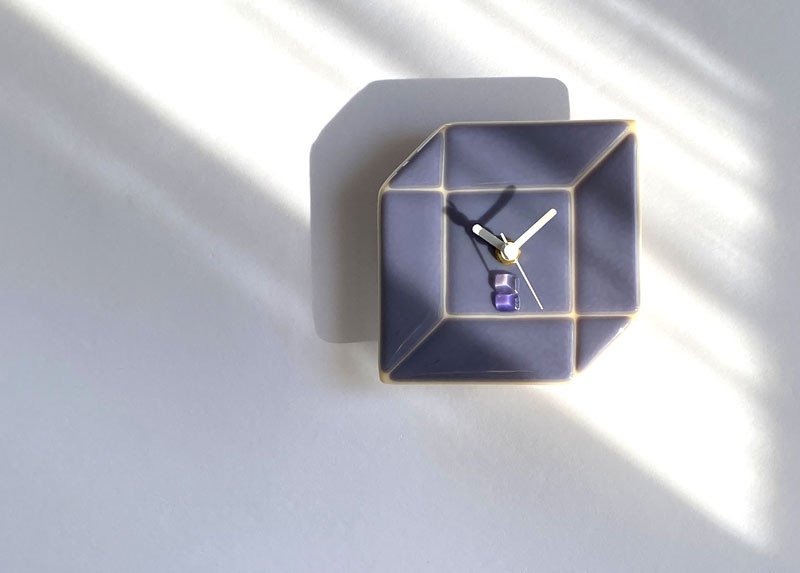 【★ペルシャ象嵌細工 / 置き掛け時計★ 45×39.5 ？】 象嵌細工で高級感があふれる電波掛け時計 プリュマージュM458