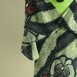 ◇現代 有松鳴海絞　浴衣◇【薄黄緑黒赤】斜め縞と林檎のような蝶がサイケデリック　トールサイズ裄69ｃｍ　木綿浴衣　 10枚目の画像