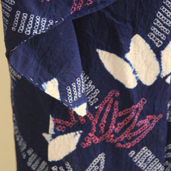 ◆アウトレット◆現代 有松鳴海絞　浴衣◇【濃紺赤桃】笹と扇　珍しい意匠　トールサイズ裄67.5ｃｍ　木綿浴衣　 8枚目の画像