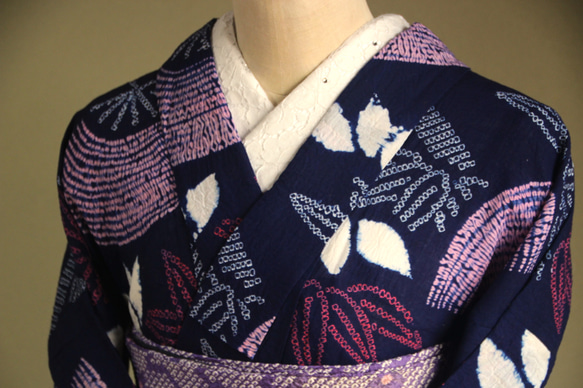 ◆アウトレット◆現代 有松鳴海絞　浴衣◇【濃紺赤桃】笹と扇　珍しい意匠　トールサイズ裄67.5ｃｍ　木綿浴衣　 14枚目の画像