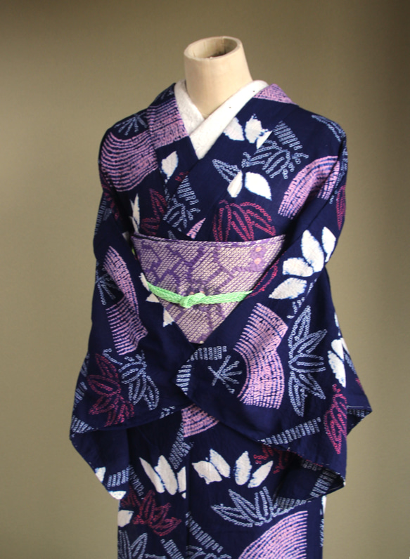 ◆アウトレット◆現代 有松鳴海絞　浴衣◇【濃紺赤桃】笹と扇　珍しい意匠　トールサイズ裄67.5ｃｍ　木綿浴衣　 11枚目の画像