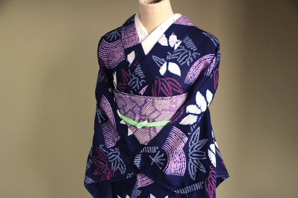 ◆アウトレット◆現代 有松鳴海絞　浴衣◇【濃紺赤桃】笹と扇　珍しい意匠　トールサイズ裄67.5ｃｍ　木綿浴衣　 15枚目の画像