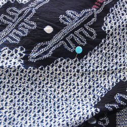 ◆アウトレット◆現代 有松鳴海絞　浴衣◇【濃紺他】縦縞とオリエンタルな琵琶の調べが耽美　スモールサイズ裄66ｃｍ　木綿 10枚目の画像