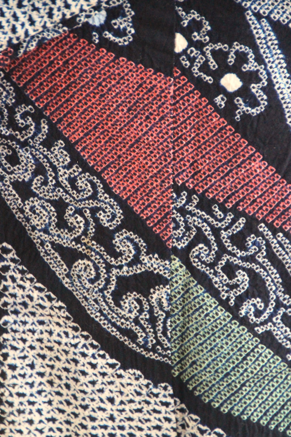 ◆アウトレット◆現代 有松鳴海絞　浴衣◇【濃紺他】縦縞とオリエンタルな琵琶の調べが耽美　スモールサイズ裄66ｃｍ　木綿 8枚目の画像