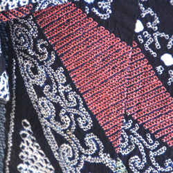 ◆アウトレット◆現代 有松鳴海絞　浴衣◇【濃紺他】縦縞とオリエンタルな琵琶の調べが耽美　スモールサイズ裄66ｃｍ　木綿 20枚目の画像