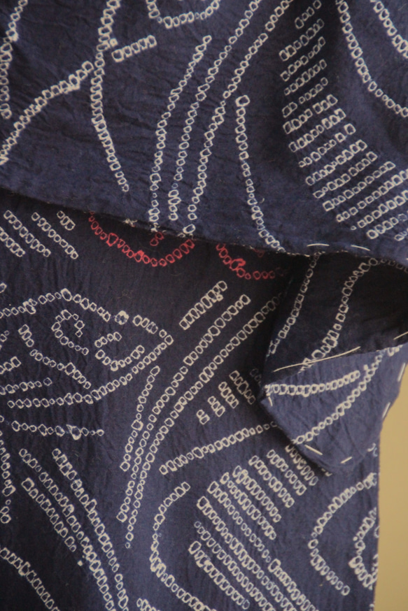 ◇現代 有松鳴海絞　浴衣◇【濃紺桃黄】川面に蝶が遊ぶ　トールサイズ裄68.5ｃｍ　木綿浴衣　 5枚目の画像