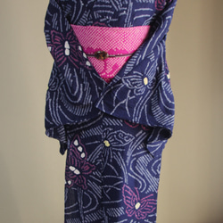 ◇現代 有松鳴海絞　浴衣◇【濃紺桃黄】川面に蝶が遊ぶ　トールサイズ裄68.5ｃｍ　木綿浴衣　 8枚目の画像