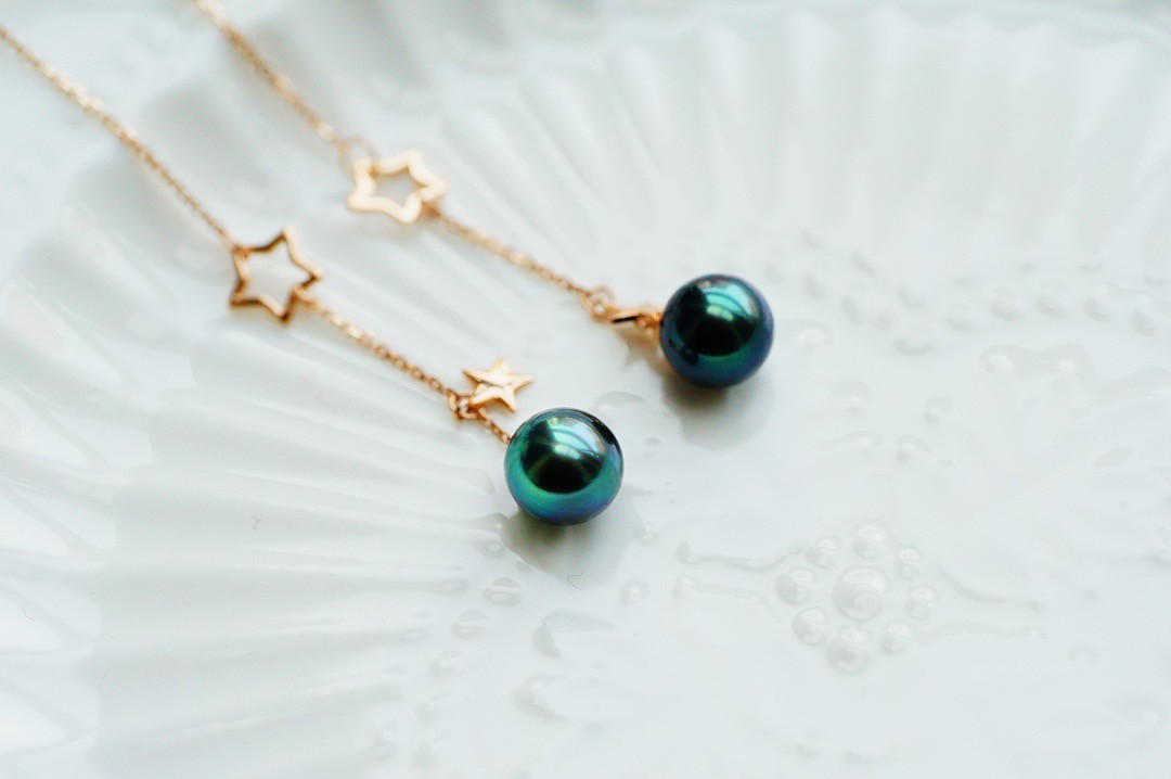 「星」K18YG 天然タヒチ真珠　健康・無垢・長寿・富・純潔・円満・完成　ピアス