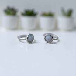 ピアス フープ オパール 1粒 一粒 2枚目の画像