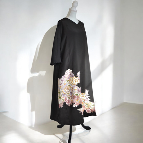 美品 しつけ付きから,訪問着リメイク華やかドレス，着物リメイク