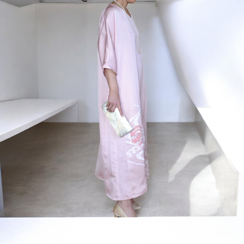 彩　着物リメイク♪ 華やか訪問着からロングワンピース❣️ 訪問着リメイク華やかドレス，着物リメイク，ワンピース、ロング