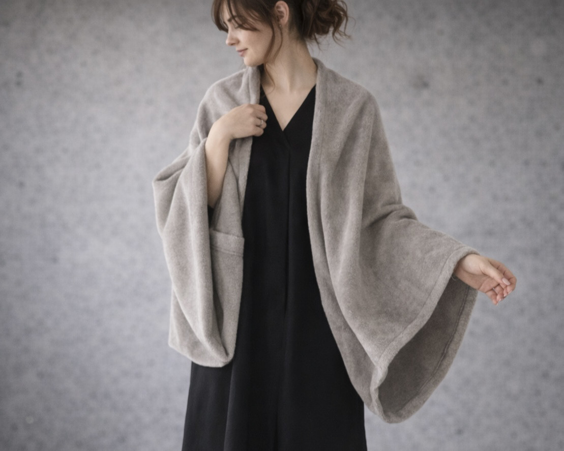 秋冬春3way大人の高級メルトンフリースストール／ストールにもアウターにもブランケットにも使い方色々