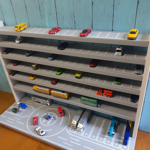 クリスマスプレゼントに！最新版自作7段トミカプラレール収納棚
