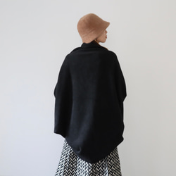 秋冬3way大人の高級メルトンフリースストール／ストールにもアウターにもブランケットにも使い方色々／ブラック 9枚目の画像