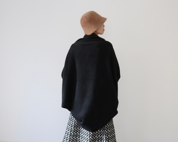 秋冬3way大人の高級メルトンフリースストール／ストールにもアウターにもブランケットにも使い方色々／ブラック 9枚目の画像