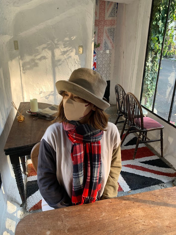 秋冬向けブリムハット（綾織リネンウール　ベージュ） 4枚目の画像