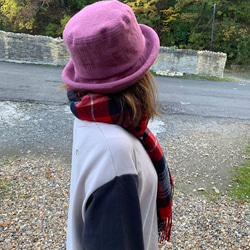 秋冬向けブリムハット（綾織リネンウール　ピンク） 5枚目の画像