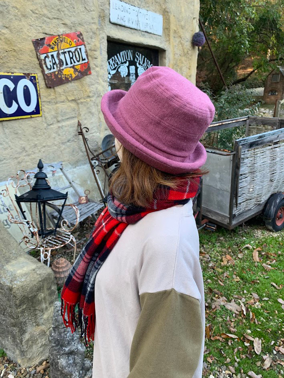 秋冬向けブリムハット（綾織リネンウール　ピンク） 4枚目の画像