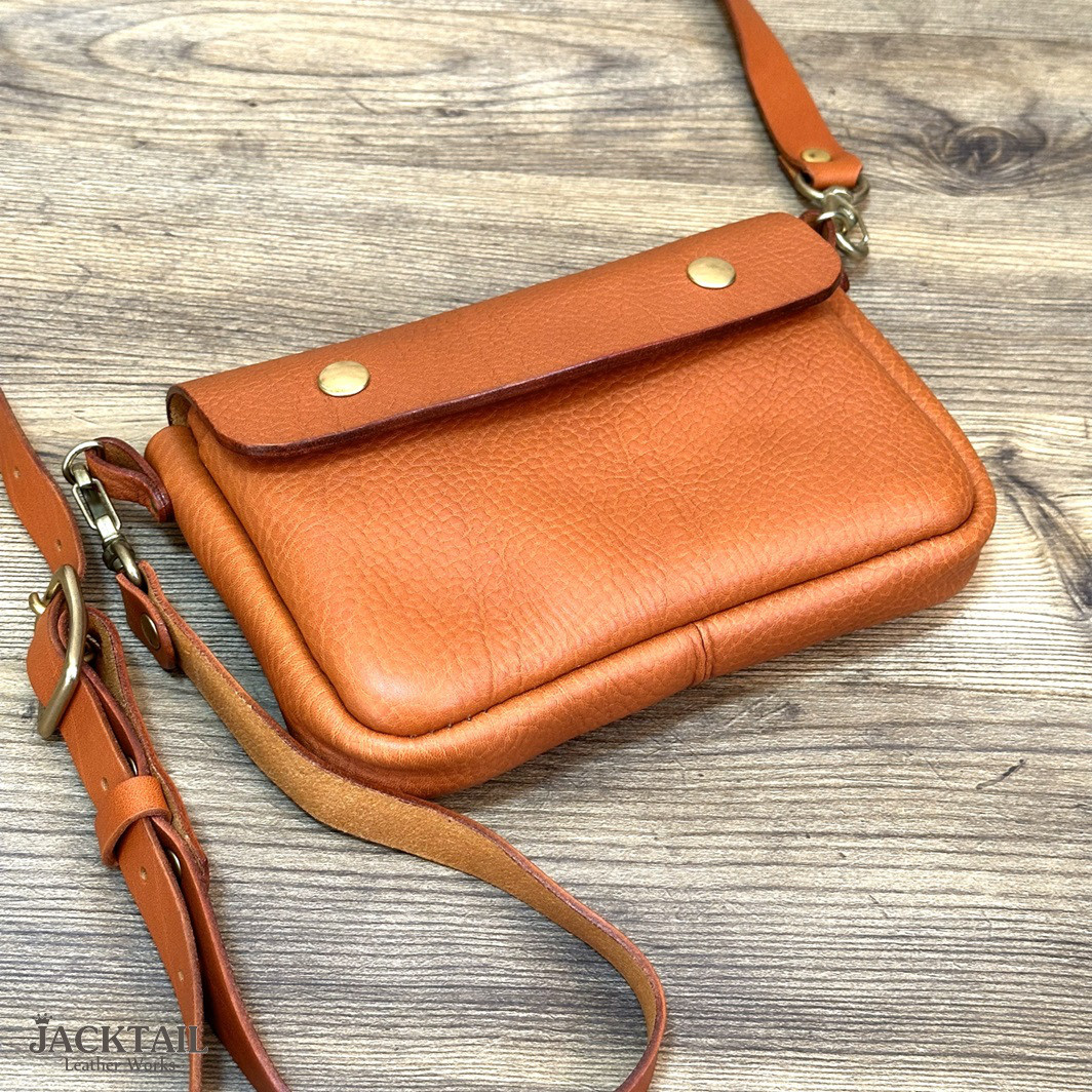 スマホポシェットW／イタリアンレザー　アリゾナ（ウイスキー）