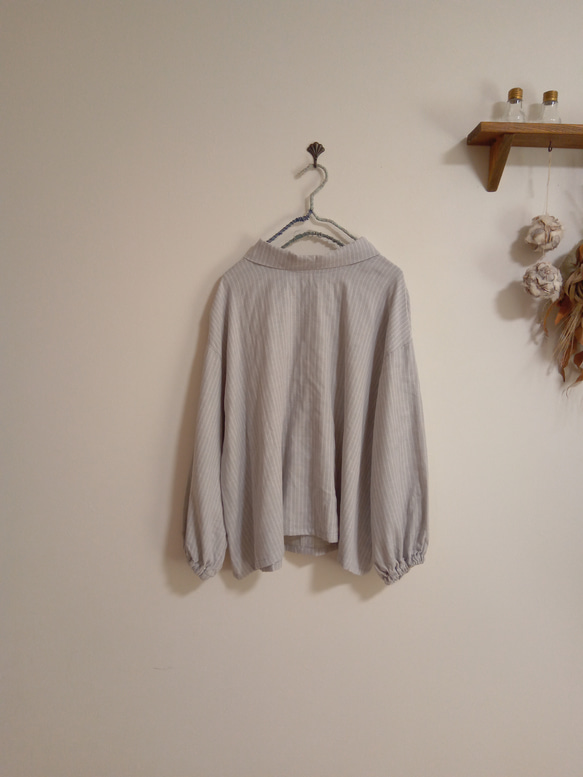 Ｗガーゼ ハイネックブラウスストライプグレー×白 6枚目の画像