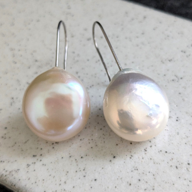 大粒！淡水真珠ピアス/チタン　※ワケあり　Freshwater Pearl Earrings / Titanium –