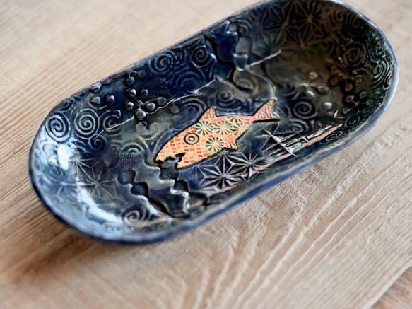 サカナノプレートS　Fish Dish!!  紺　つやつや 3枚目の画像