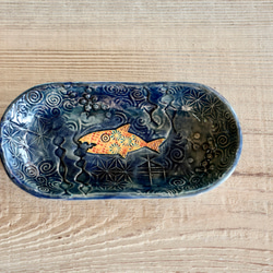 サカナノプレートS　Fish Dish!!  紺　つやつや 1枚目の画像