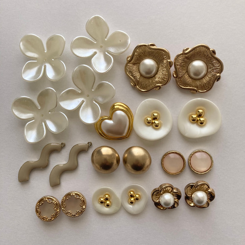 ボタン ヴィンテージパーツ アクセサリーパーツ ゴールドパーツ 21個 