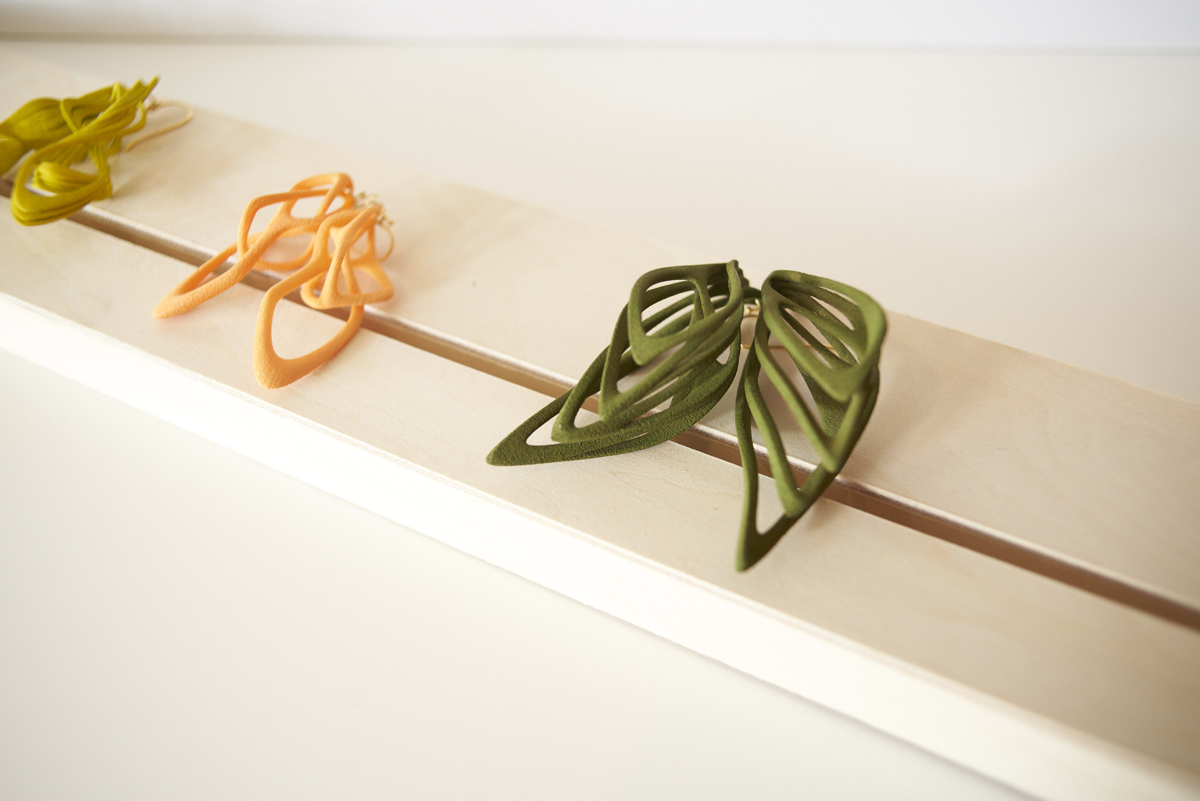 Malina Butterfly マリーナピアス・イヤリング　カーキ