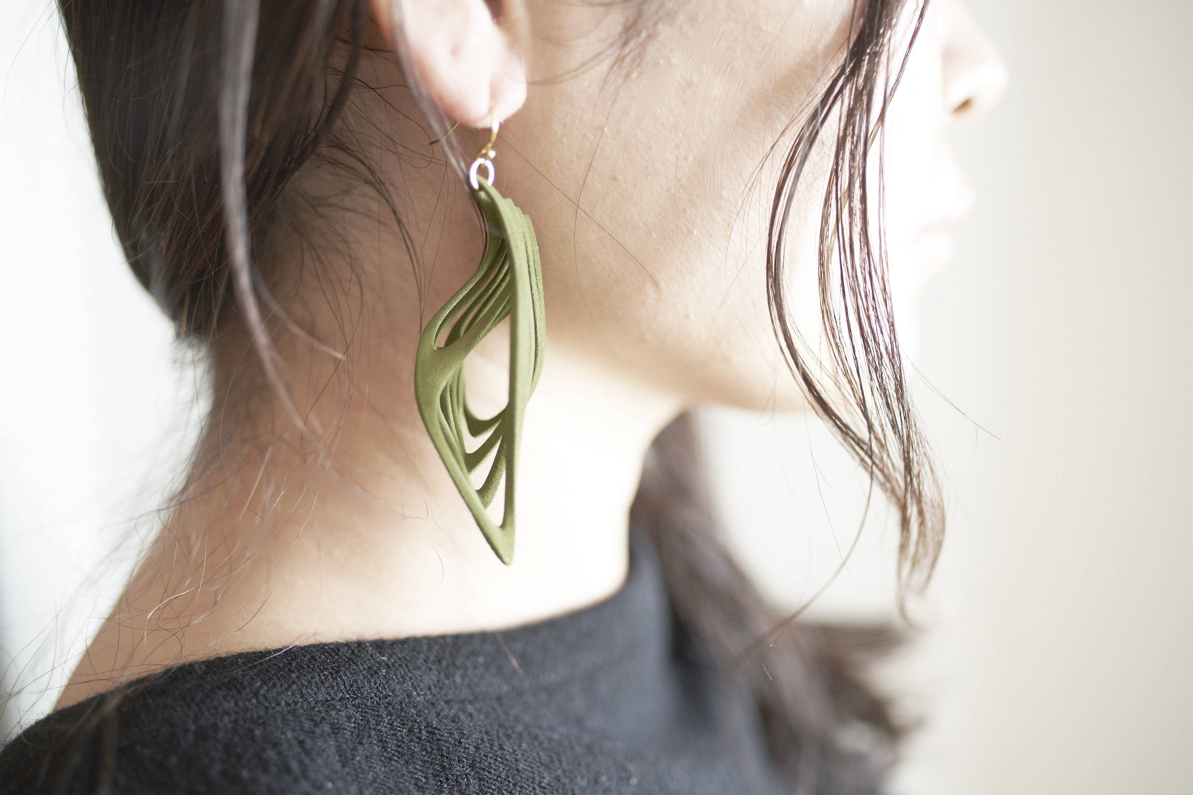 Malina Butterfly マリーナピアス・イヤリング　カーキ