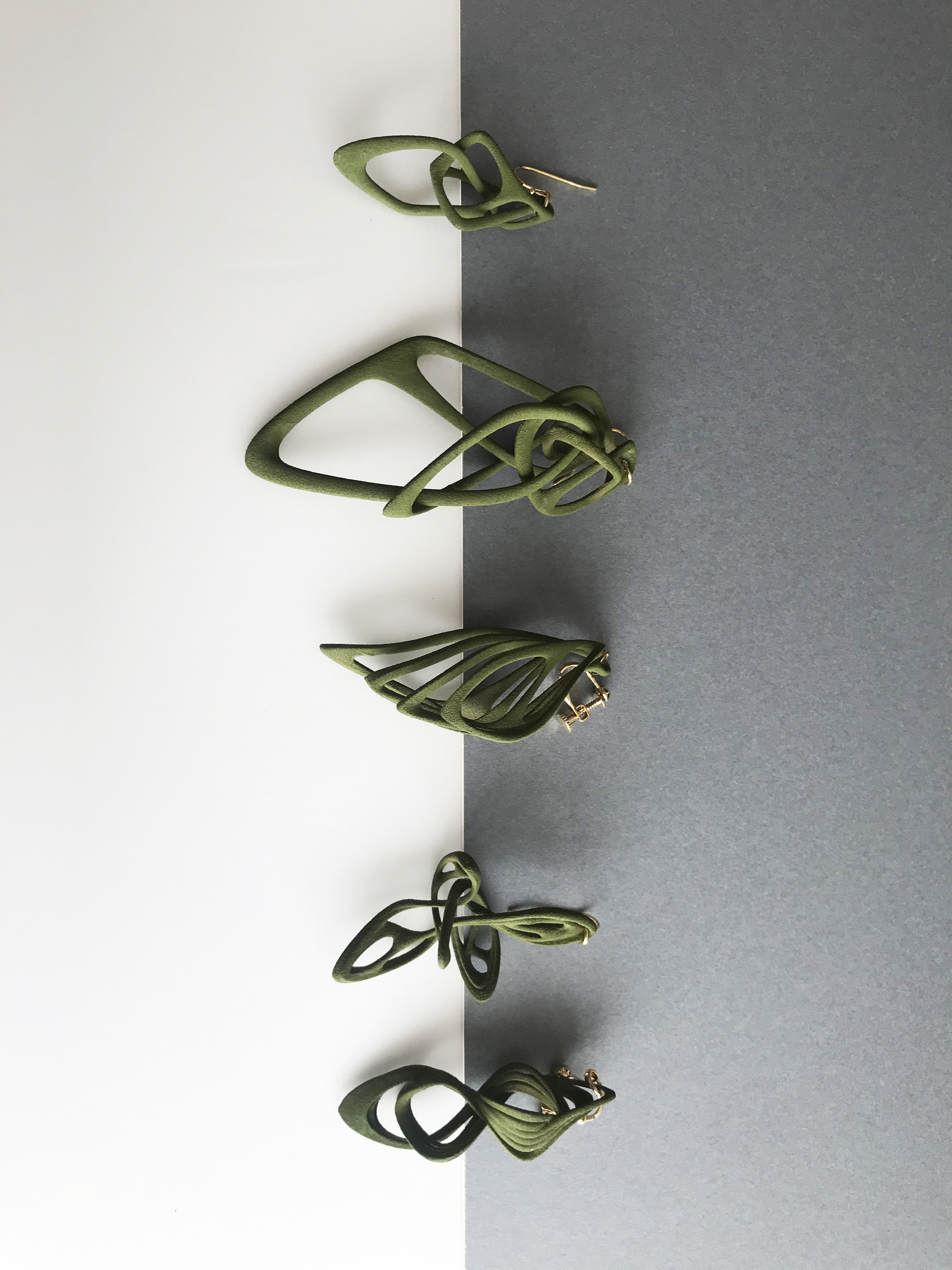 Malina Butterfly マリーナピアス・イヤリング　カーキ