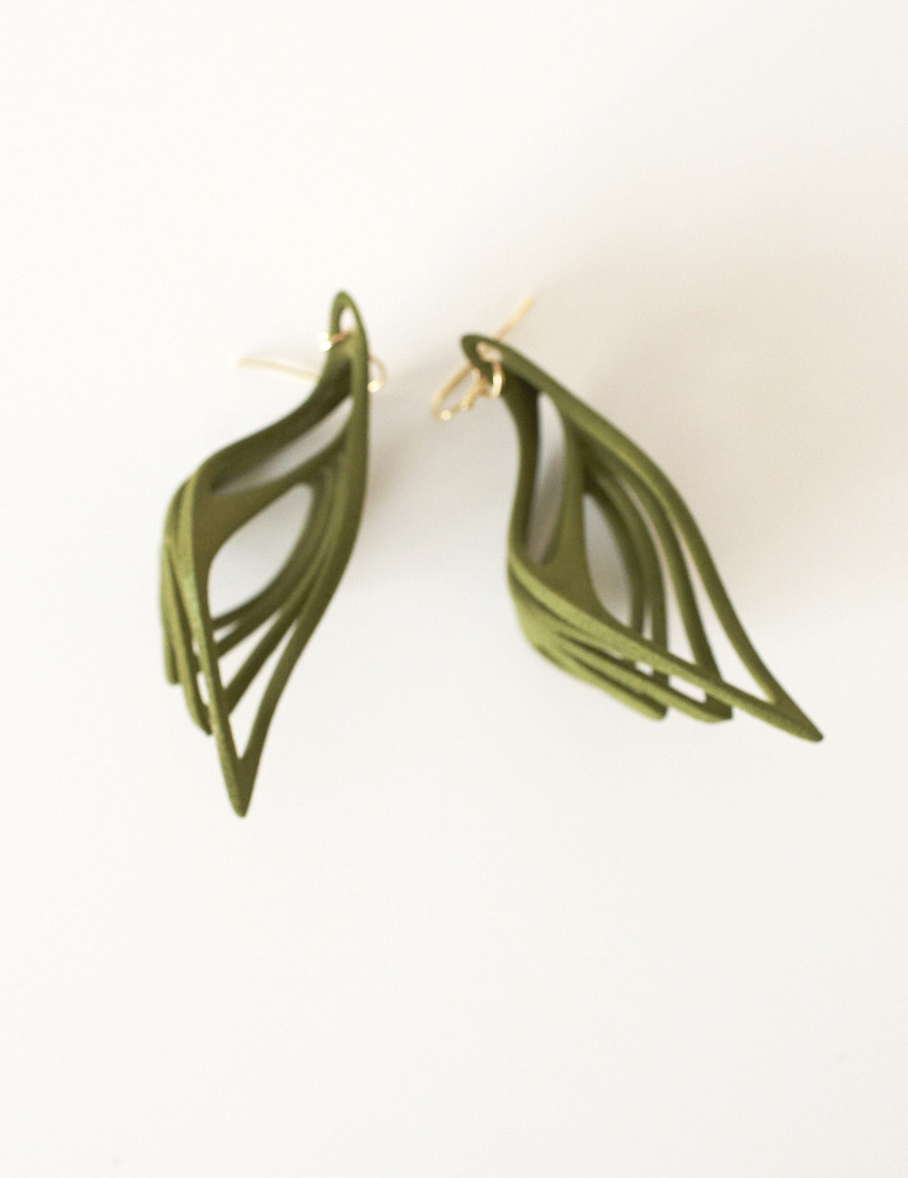 Malina Butterfly マリーナピアス・イヤリング　カーキ