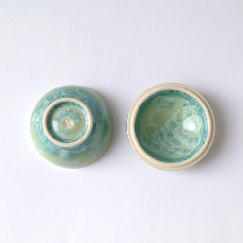 小さな可愛いボンボニエール。花結晶（緑） ボンボニエール 磁器