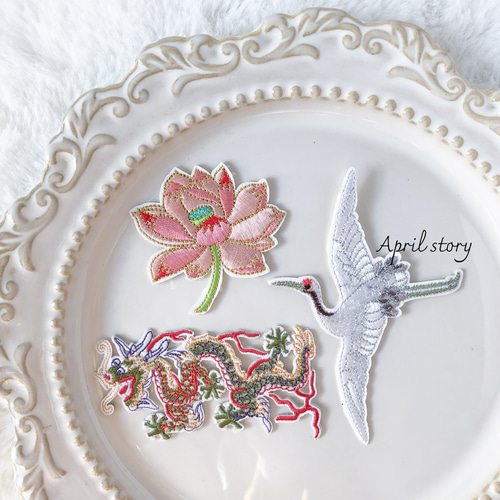 韓国刺繍　掛け布団　鶴デザイン刺繍 寿の文字刺繍 掛袱紗 鶴デザイン - メルカリ