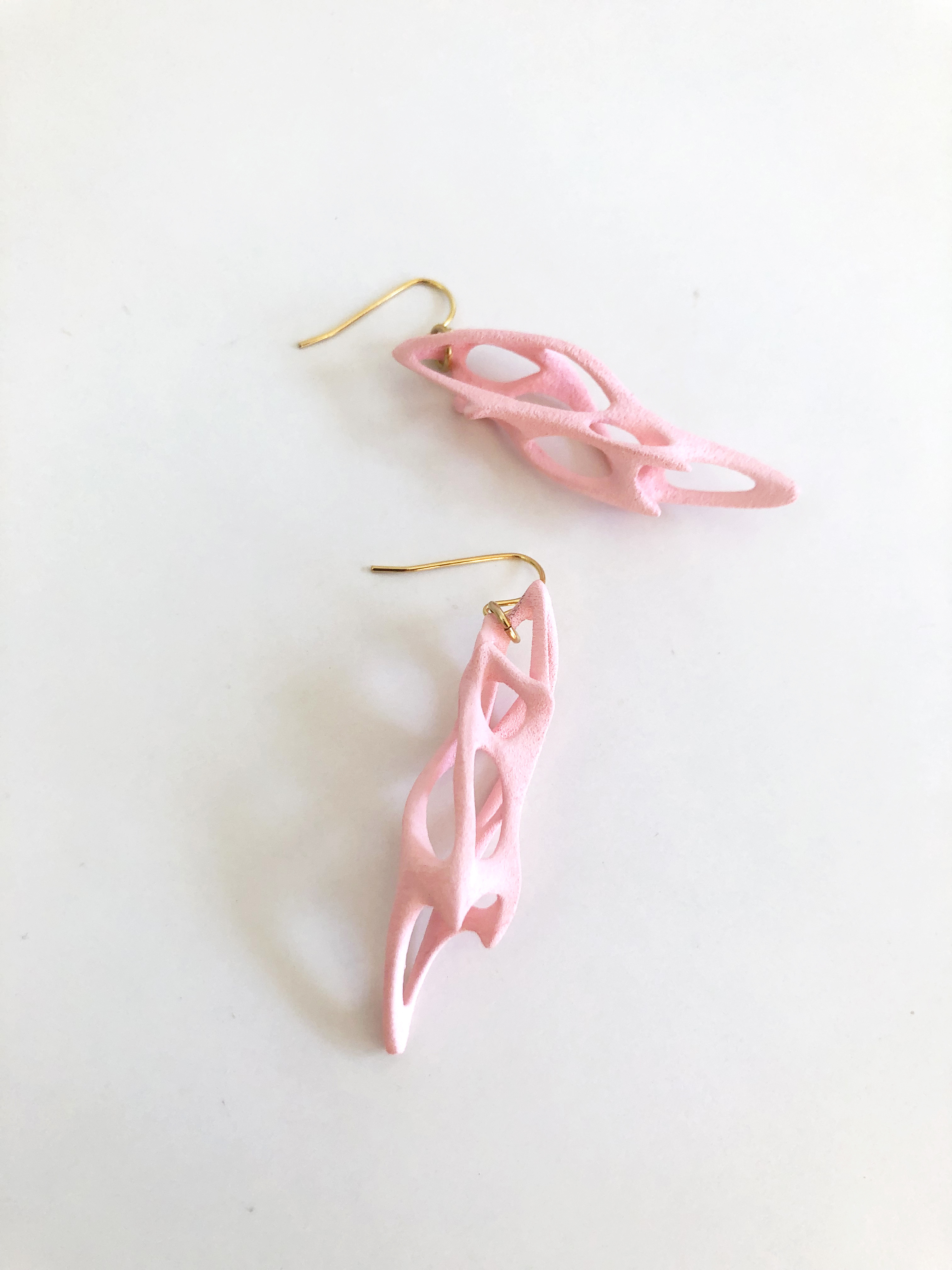 Voronoi Earrings　ボロノイピアス・イヤリング　ベビーピンク