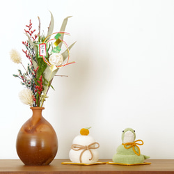 【yuj - süß line】お正月　あみぐるみの巳ちゃん　正月飾り　干支　巳の置物 2枚目の画像