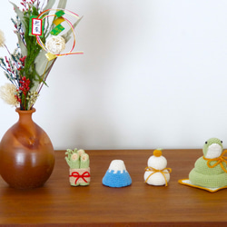 【yuj - süß line】お正月　あみぐるみの巳ちゃん　正月飾り　干支　巳の置物 8枚目の画像