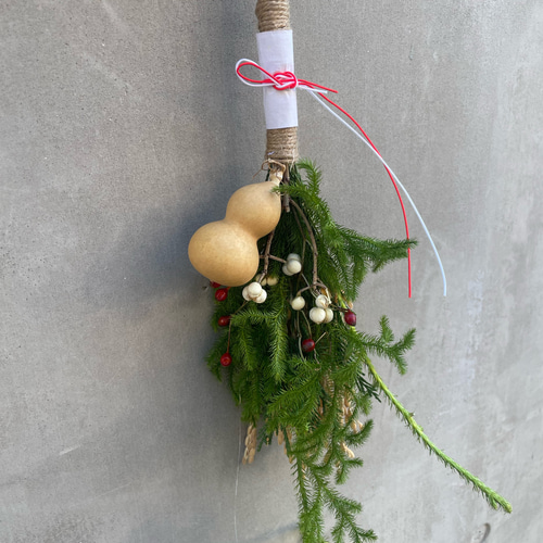 送料無料】稲穂とひょうたんとヒカゲノカズラ しめ縄・しめ飾り