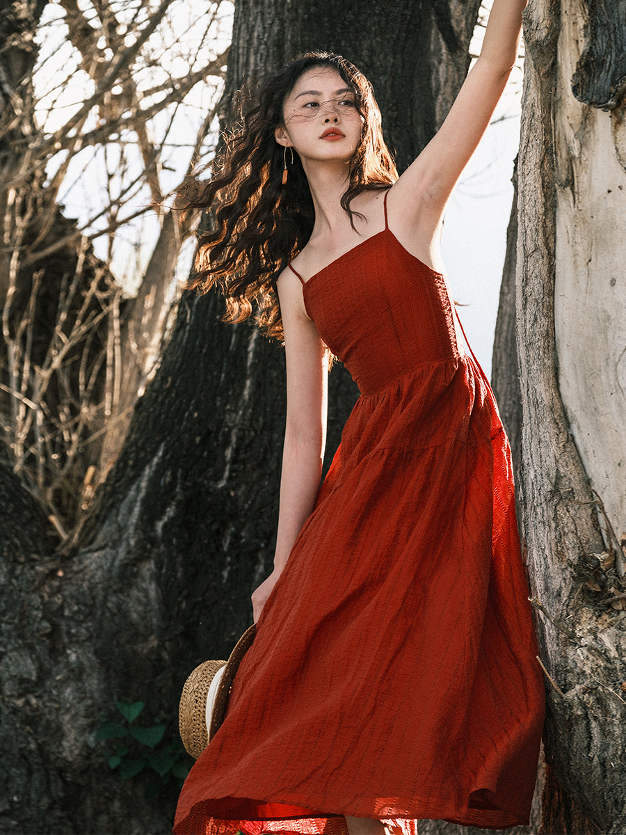 夏 赤いスカート ノースリーブキャミソール ウエスト収納 背中の開いたワンピース、レディース