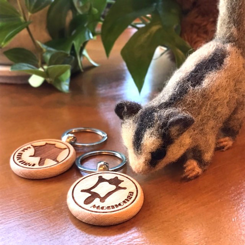 モモンガ好き必見☆彡 モモンガさんの可愛い木製キーホルダー ʢ