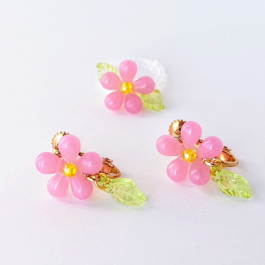 Creema限定新春福袋〈梅〉さくらぴんくの春花イヤリング＆リング 2点セット