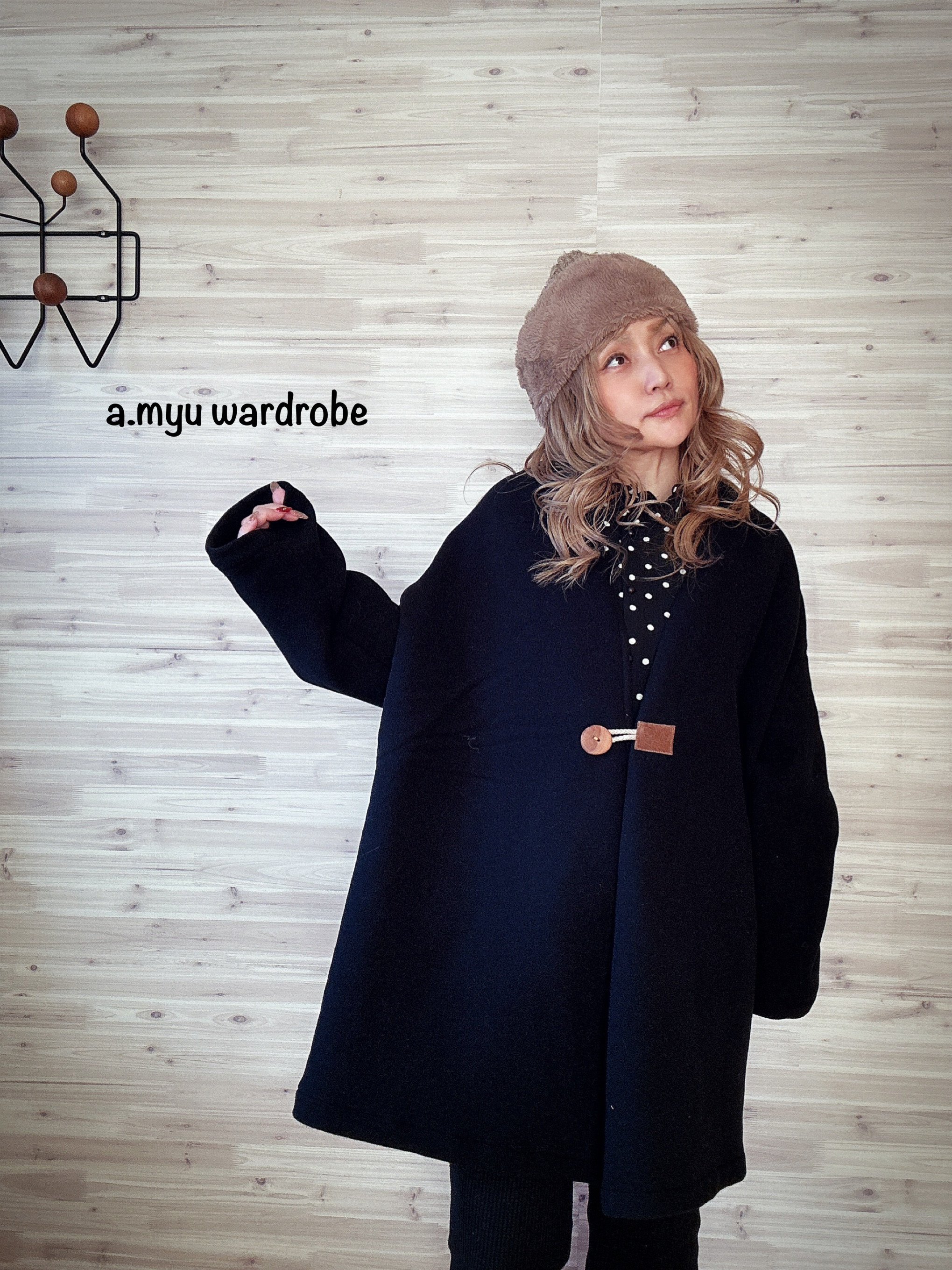 a.myu 厚手woolストールカーディガン　黒