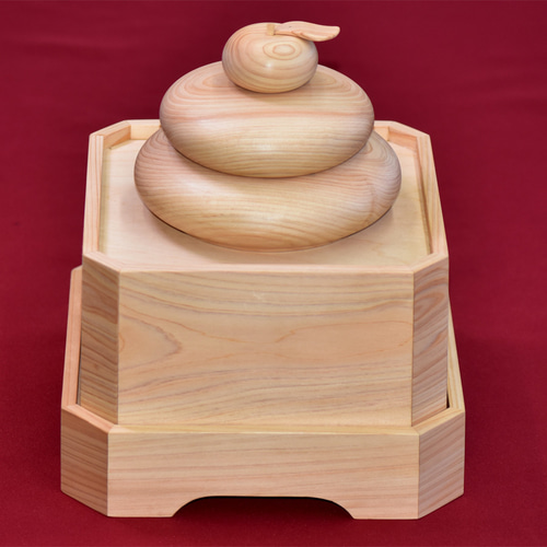 国産ヒノキ木製鏡餅② 国産ヒノキ木製鏡餅② ヒノキの木製 鏡餅 - Kanaete(カナエテ