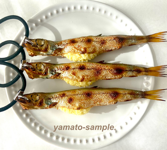 本物そっくり！ 子持ちししゃも ヘアゴム 食品サンプル リアル 大ぶり