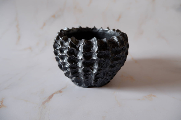3号鉄砂黒鉢675　塊根植物　多肉植物　盆栽　植木鉢　作家鉢　沖縄 1枚目の画像