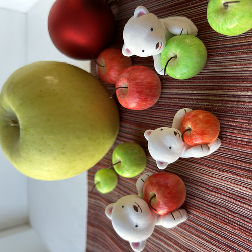 りんご大好きシロクマさん その他置物 松岡 ぜんぶ 通販